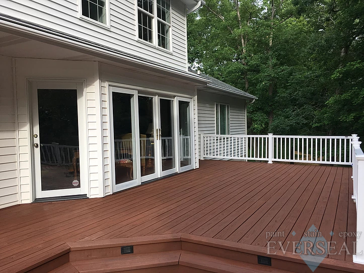 Deck Staining Contractors St Louis, MO